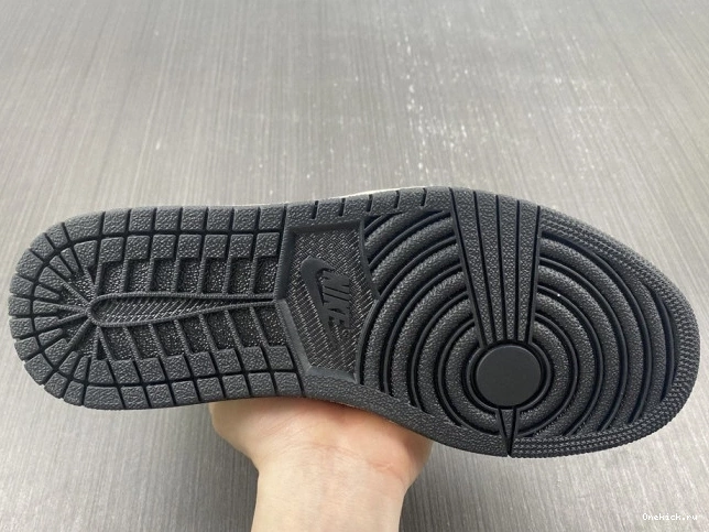One Kick Air Jordan OG High 555088-702 1 Volt 0723